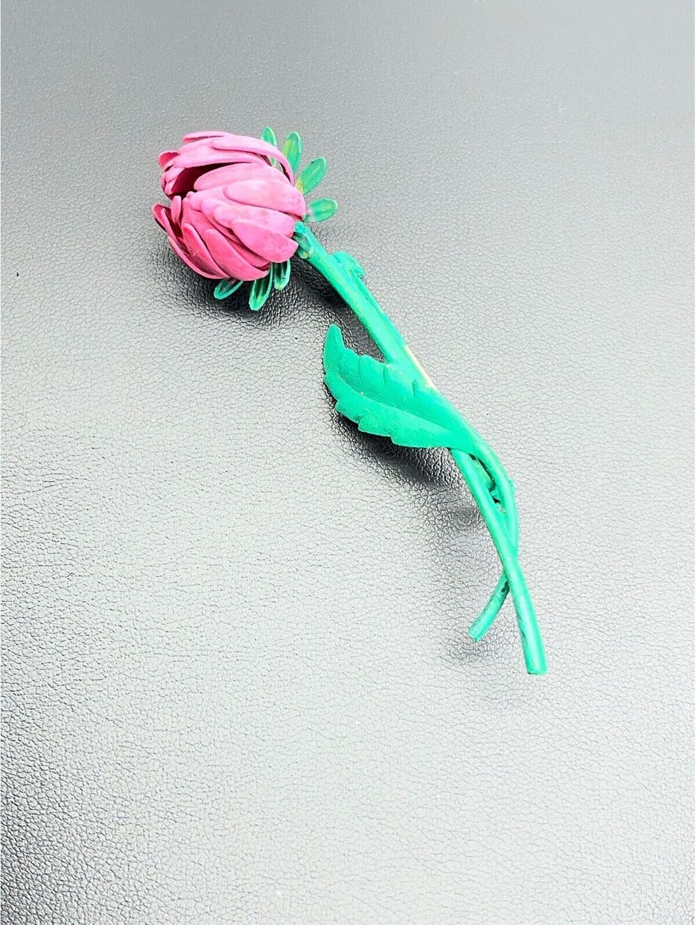 #37 Weiss Mid Century Enameled Flower Bud Brooch Pink & Green 3”
